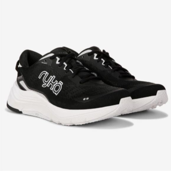Ryka utopia run sneaker - new with box - Picture 1 of 6